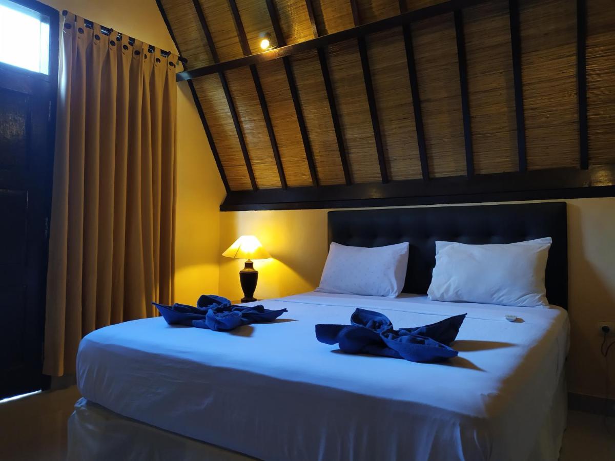 Kusuka Bungalow Quần đảo Gili Ngoại thất bức ảnh