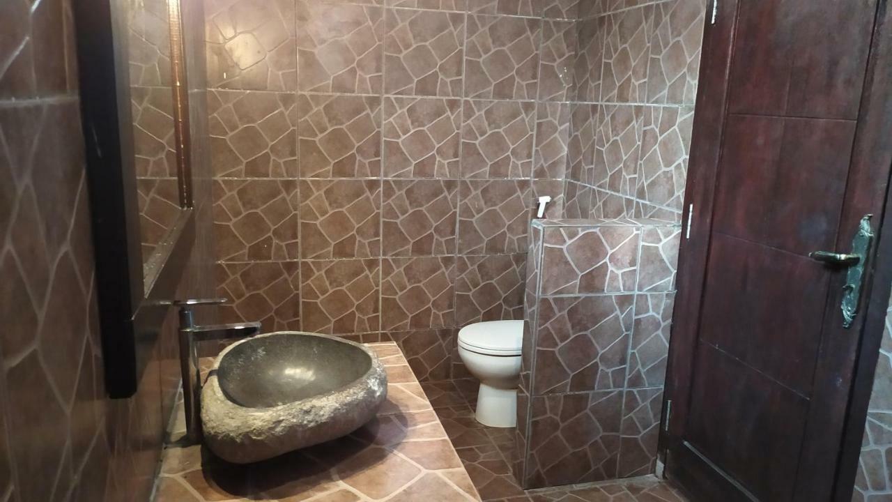 Kusuka Bungalow Quần đảo Gili Ngoại thất bức ảnh