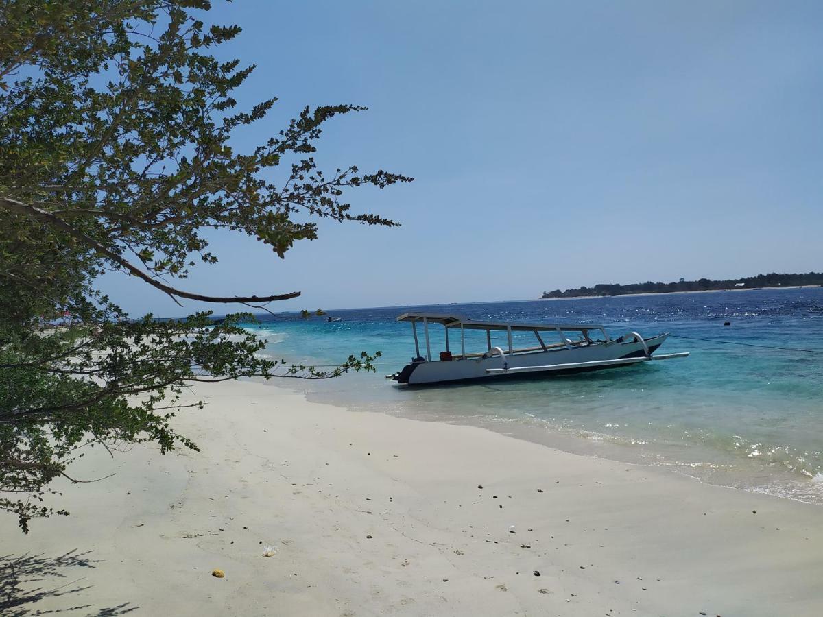 Kusuka Bungalow Quần đảo Gili Ngoại thất bức ảnh