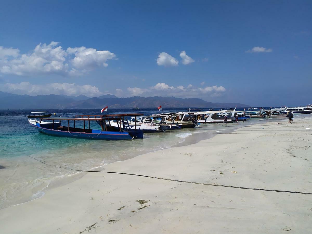 Kusuka Bungalow Quần đảo Gili Ngoại thất bức ảnh