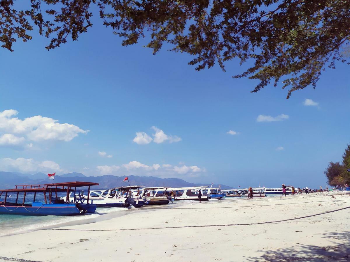 Kusuka Bungalow Quần đảo Gili Ngoại thất bức ảnh